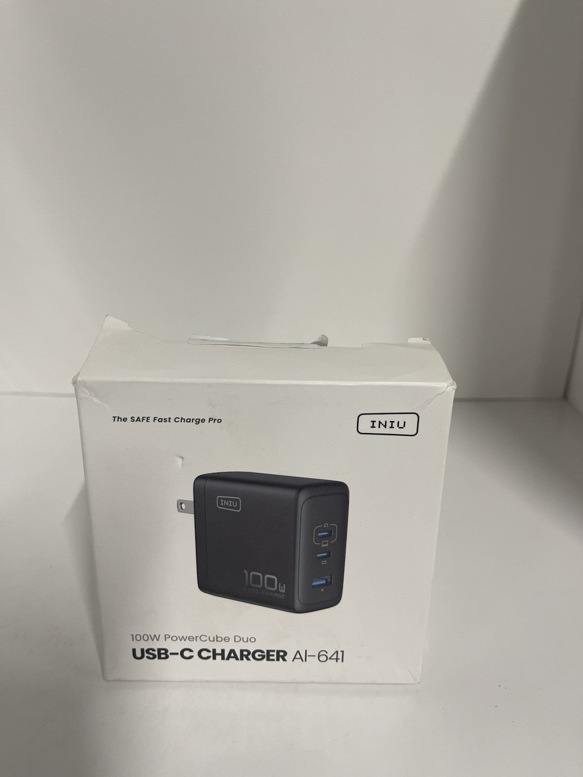 100W Powercube Duo USB - C charger