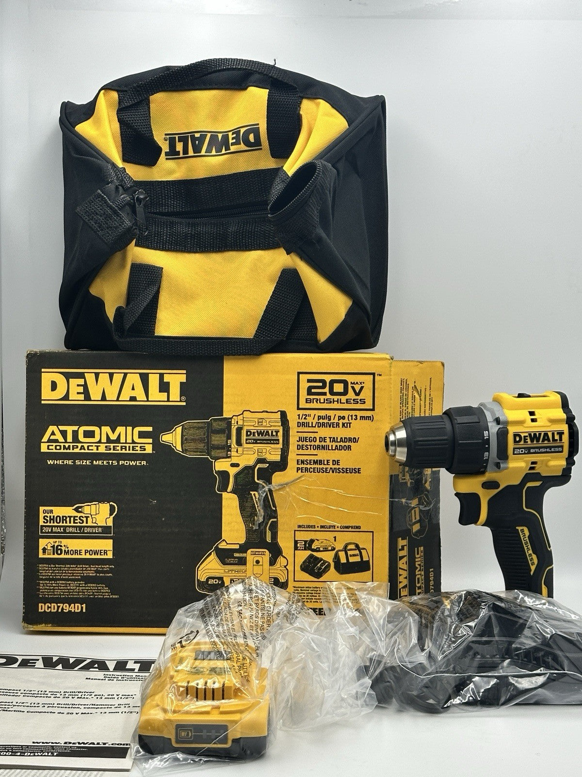 DEWALT DCD793D1 20V MAX Brushless Cordless 1/2 in Drill/Driver Kit BRAND NEW