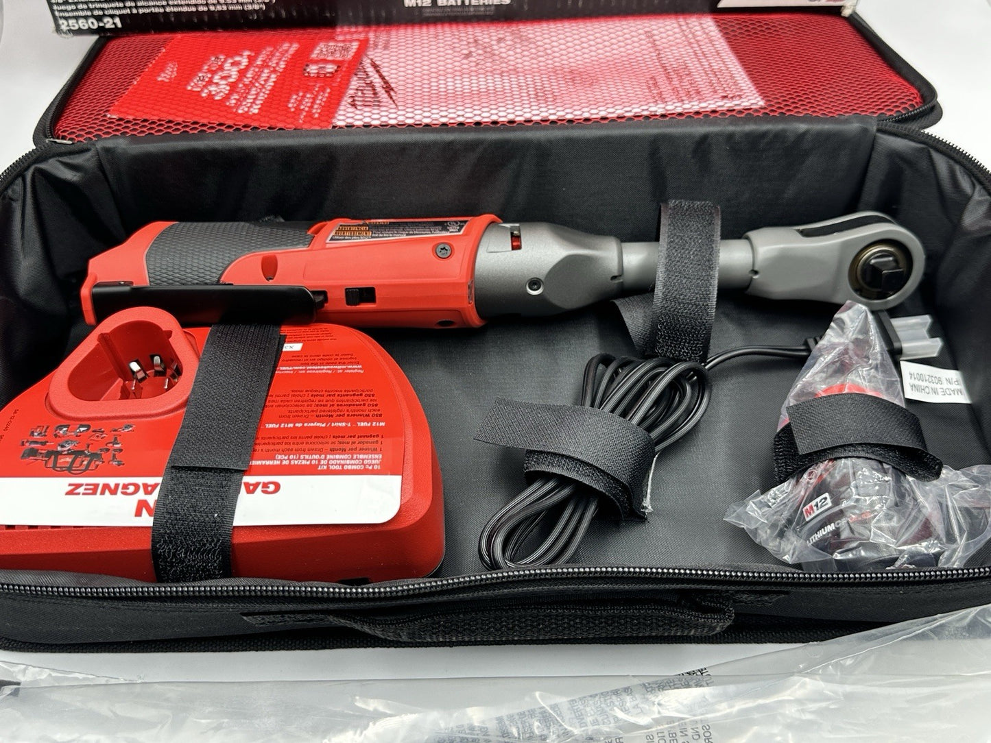 Milwaukee 2560-21 M12 FUEL 12V 3/8 Inch Extended Reach Ratchet 2.0AH Kit