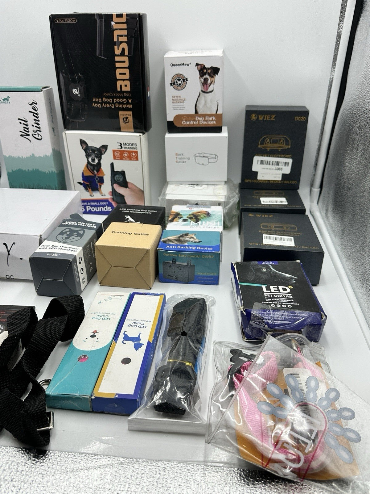 Lot Of Mix Pet Stuff  23 PCs