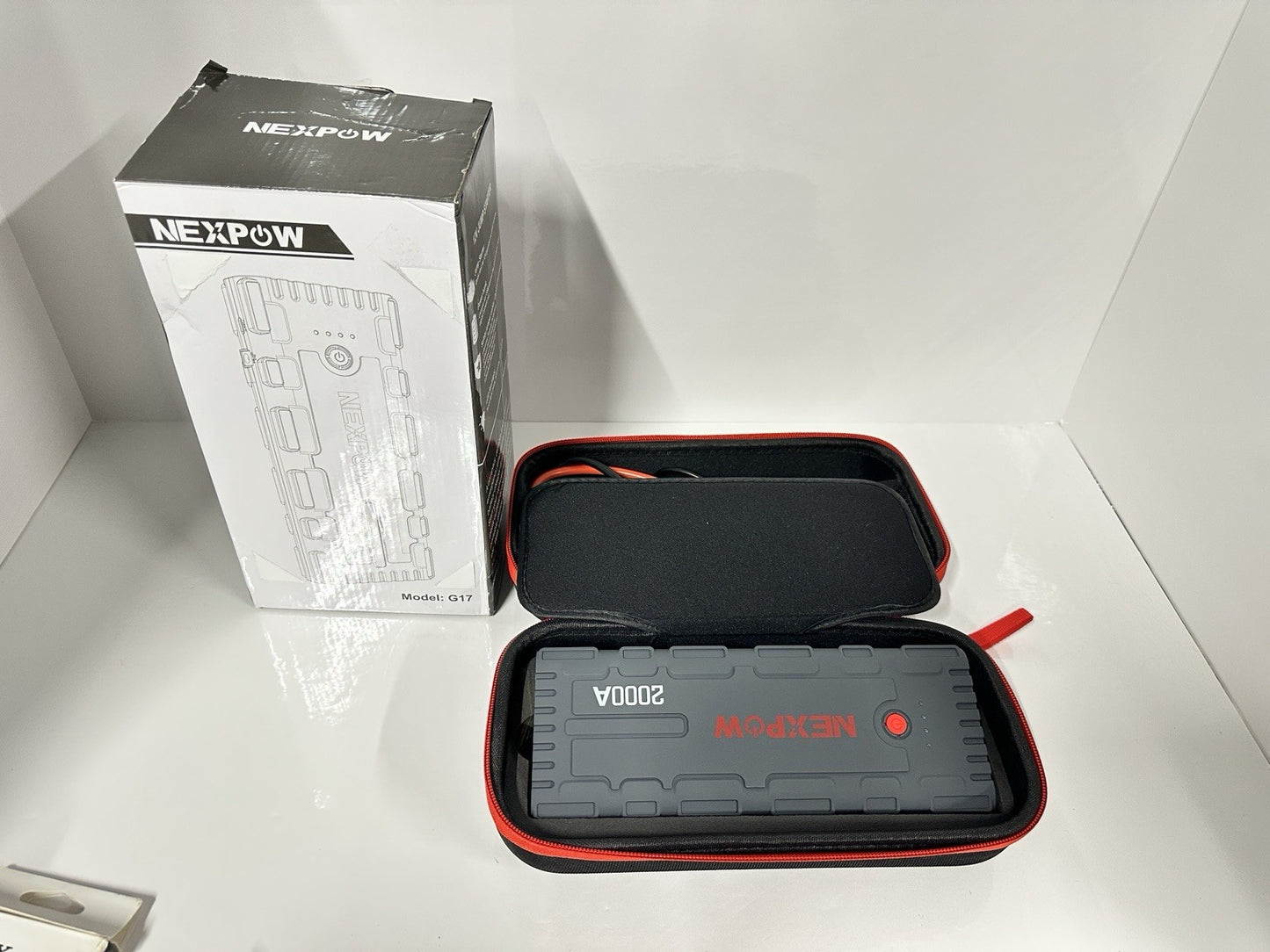 NEXPOW 2000A Peak 18000mAh Car Jump Starter with USB Quick Charge 3.0