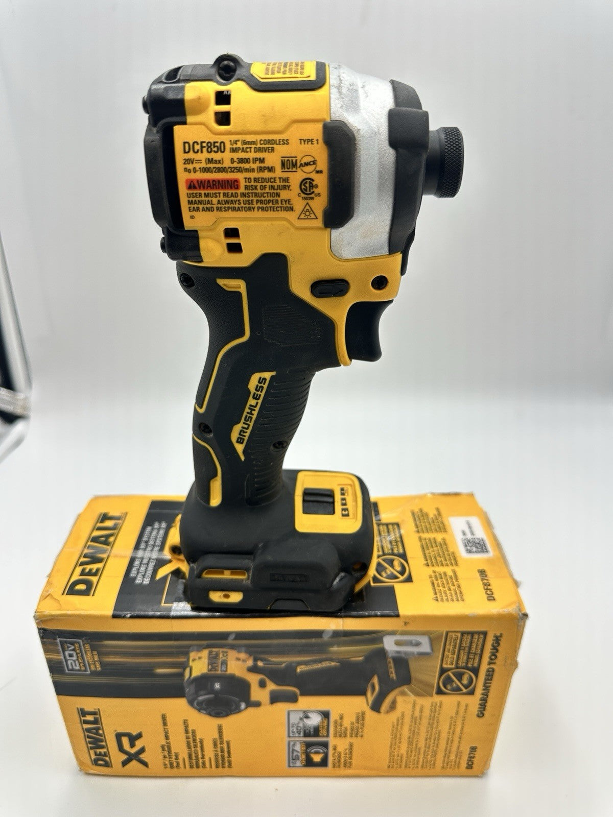 DEWALT DCF850B ATOMIC 20V MAX 1/4 inch Cordless Impact Driver (Tool Only) -...