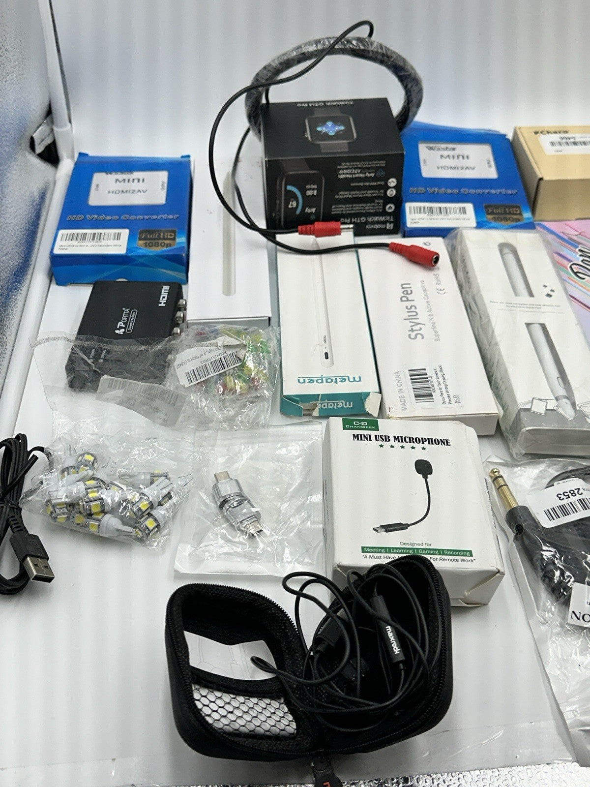 lot of accessories 27 Small Pcs