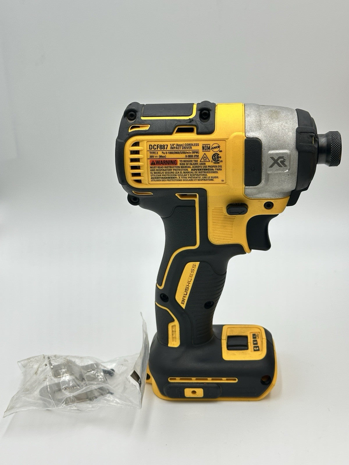 DEWALT DCF887B 20V MAX XR Brushless 1/4″ 3‑Speed Impact Driver.tool Only USED